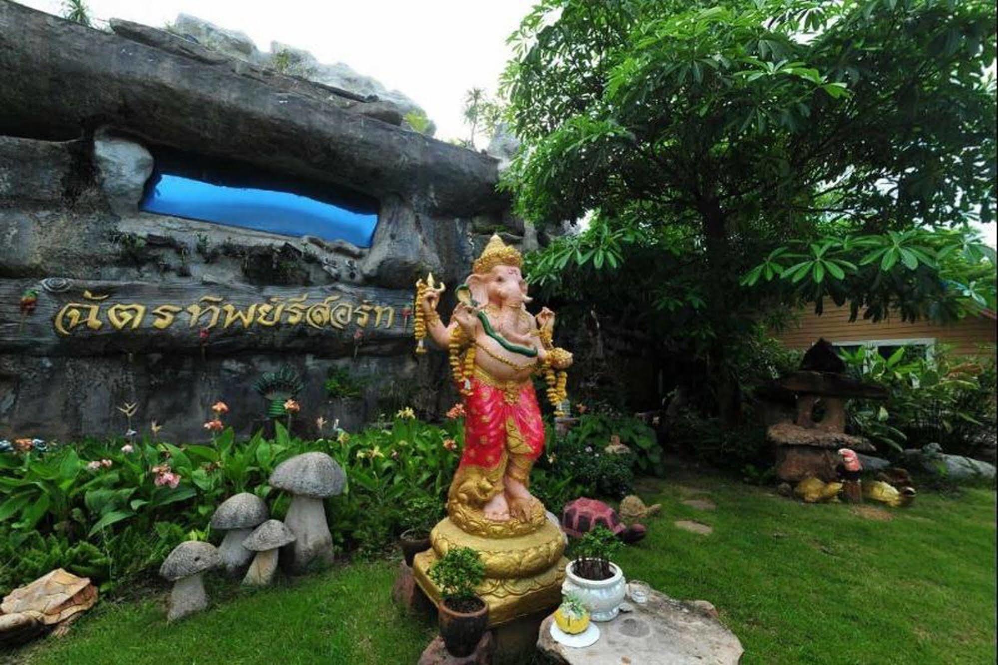 Chart Trip Resort Nakhonratchasima Zewnętrze zdjęcie